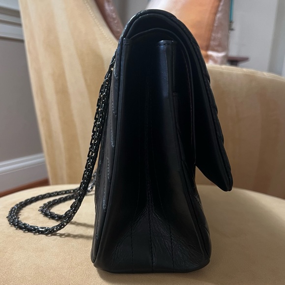CHANEL So Black 2.55 Reissue 226 Chevron Flap Bag - Picture 9 of 13